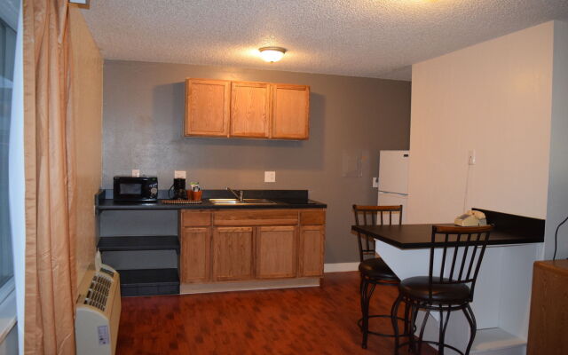 Little Suites Provo Extended Stay