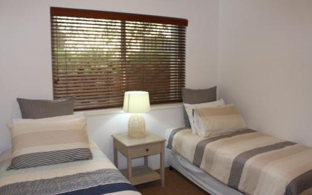 Byron Bay Accom Unit 2 22 Paterson Street, Byron Bay - Solaris – Guest Rooms – Byron Bay