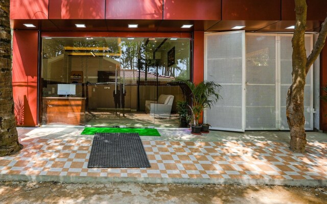 Fabhotel Tree Suites