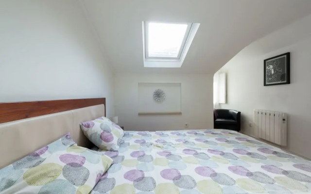 Flores Apartment