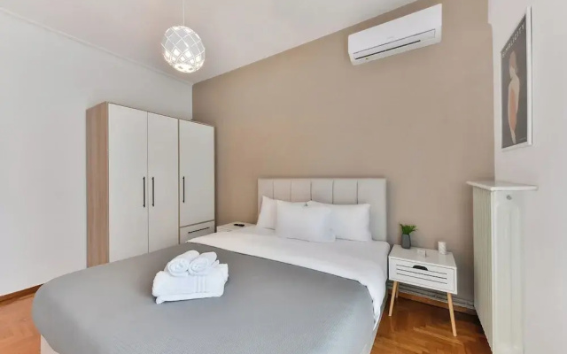 Porto Sea View Apartments - Ermou 61