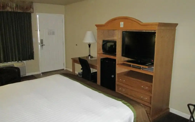 Woodland Inn