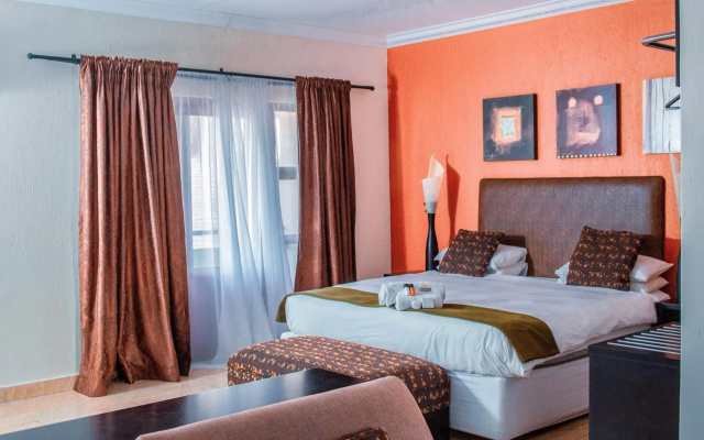 Coyotes Hotel and Conference Centre