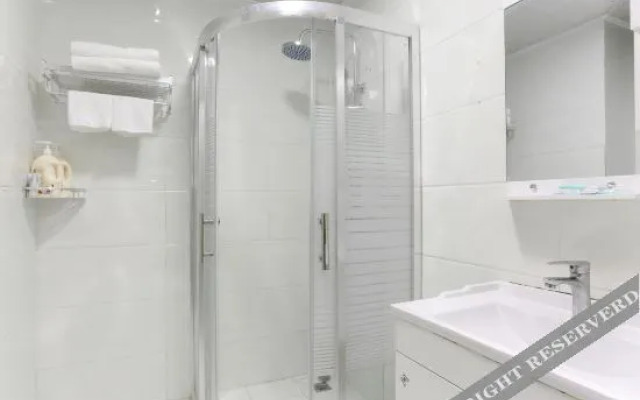 Hefei Small Swan Apartment Hotel