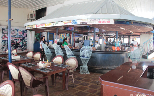 Blue Rock Beach Resort