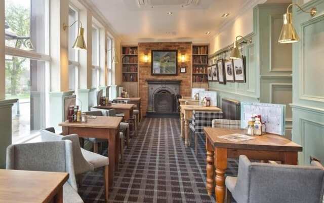 The Queen Hotel Wetherspoon