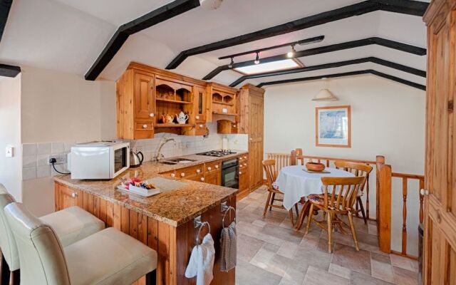 Potters Mooring Guest House Hotel