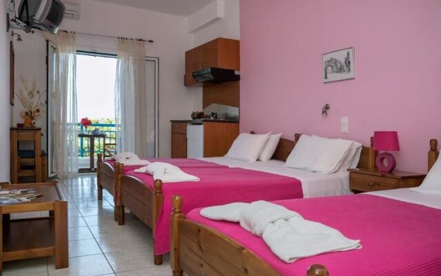 Athena Apartments & Studios