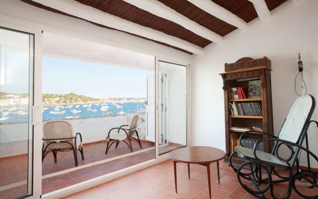 Akira Flats Cadaqués Llané