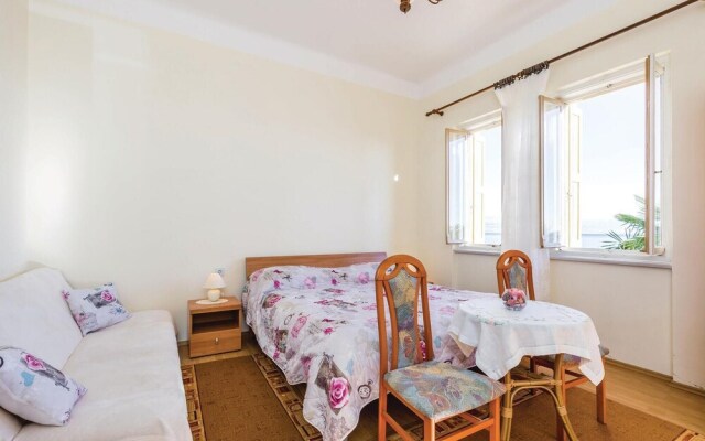 Stunning Home in Lovran With Wifi and 1 Bedrooms