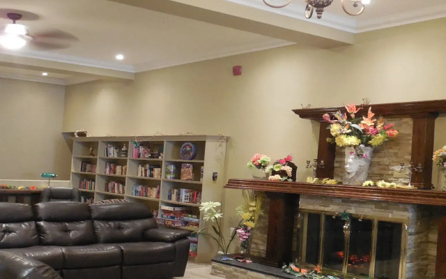 Balsam Suites Boutique Inn & Residence