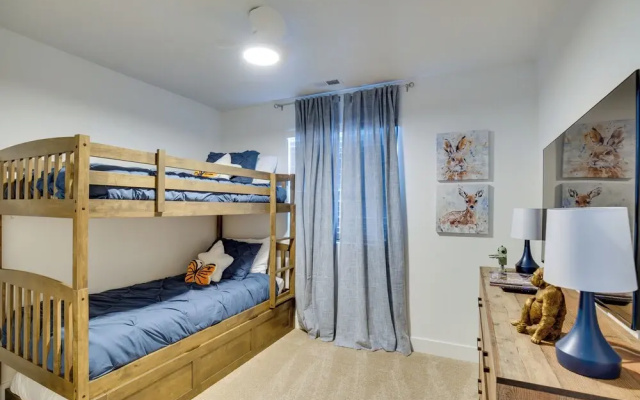 Pet-friendly Utah Abode - Fireplace, Patio & Grill