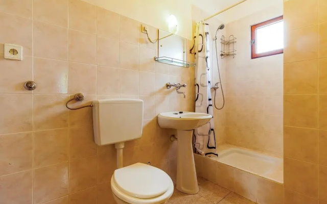 Awesome Home in Jablanac With Wifi and 6 Bedrooms