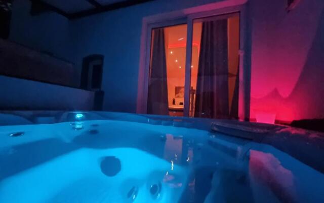 Apartment mit Whirlpool, Wasserbett & Sauna