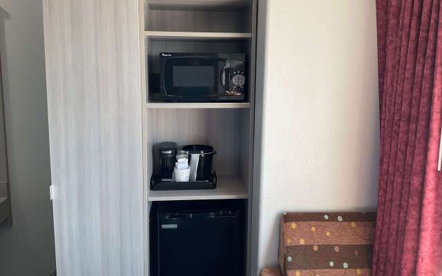 Microtel Inn & Suites by Wyndham Clarksville
