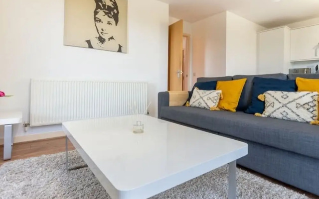 2 Bed-sleeps 6-free Parking-gym-terrace