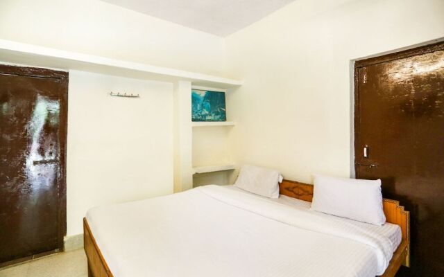 SPOT ON 44566 Hotel Gautam Park