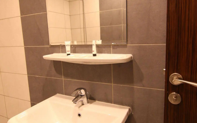Fakhamet Al Hamra Hotel Apartments