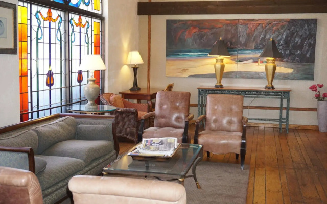 Portside Inn & Suites