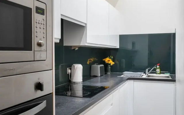 2bed-ground Floor-free Parking