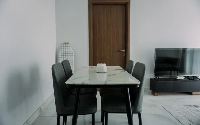 Wonderful And Homey 1Br The Smith Alam Sutera Apartment