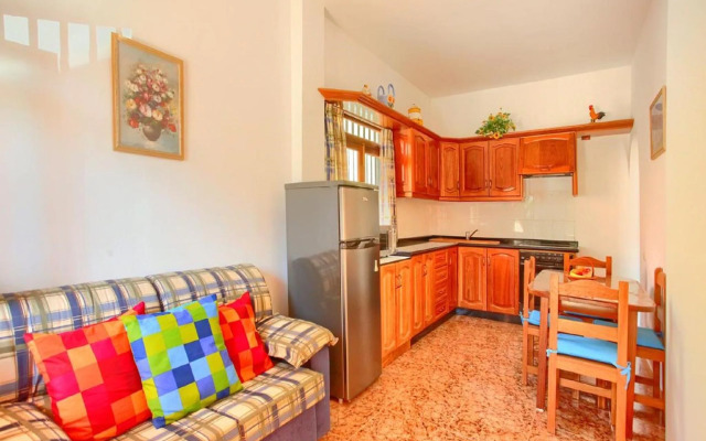 Traditional holiday home in Arico with garden