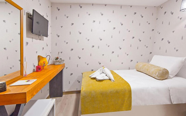 Kuzen Otel - Adults Only