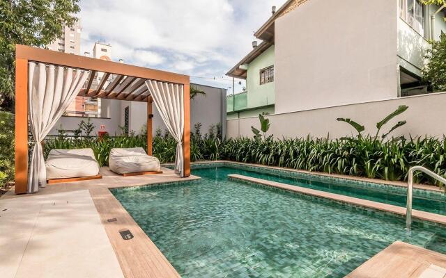 Lindo Apto para casal Porto Alegre CON1820