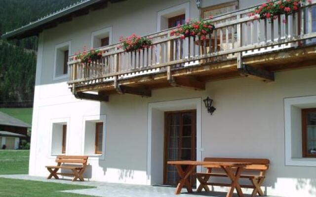Marhof Pustertal - Ferienwohnung Trojwiese