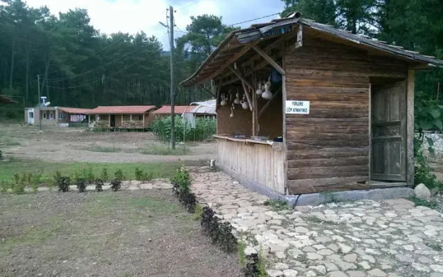 Asmali Kösk Pansiyon