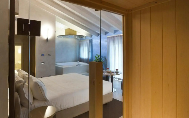 Vip's Motel Luxury Accommodation & Spa