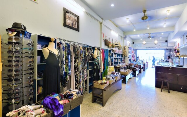 ZEN Rooms Thalang Road