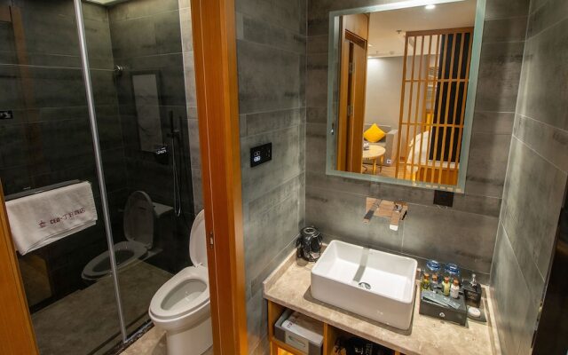 Yiwu CEO Dinghao Hotel