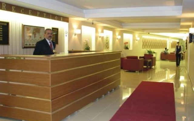 City Hotel