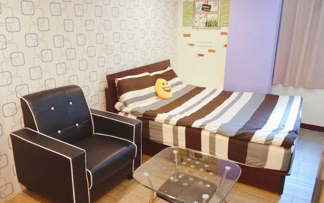 Taichung Fengjia 18 Rooms