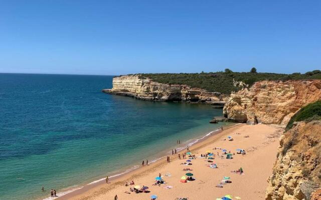 Apartamento T1 - Praia Senhora da Rocha