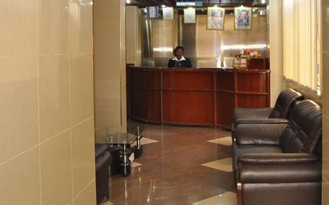 Rich Hotel