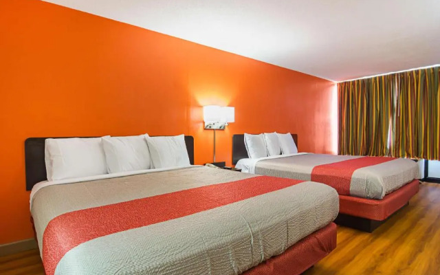 Motel 6 Cleveland, TN