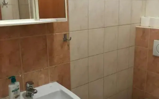 1 st may plaza de luxe