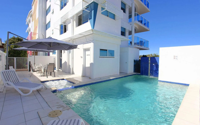 Koola Beach Apartments Bargara