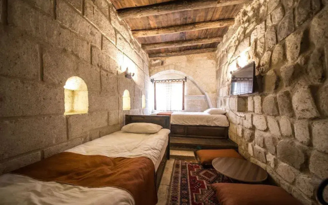 Harkasos Cave Hotel