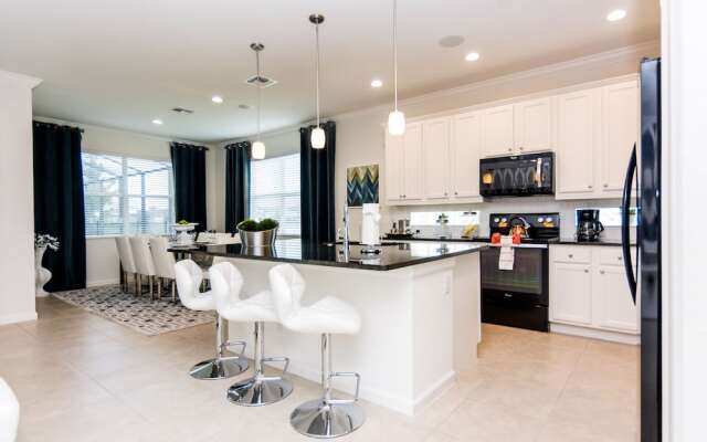 Dream Vacation Home 15 Min to Disney BV577