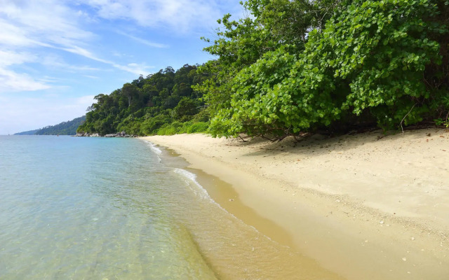 Gecko Lipe Resort