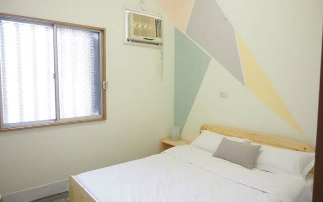 Jinlun 477 Guest House