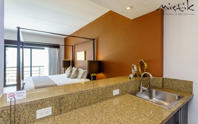 Aldea Thai Luxury Condohotel