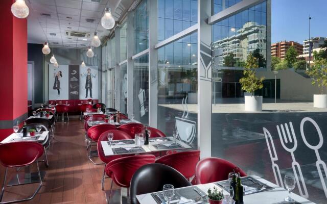 ibis Santiago Las Condes