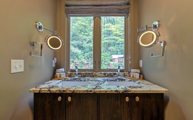 Mountain Cove 7 Bedroom Home