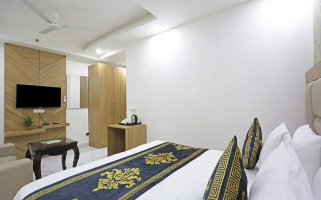 Hotel Decent Suites - Delhi Airport