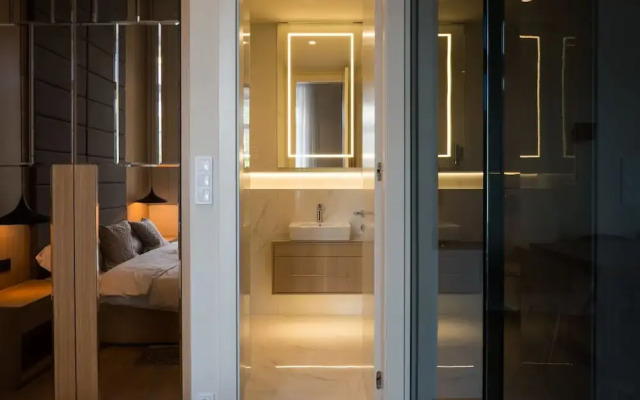 Luxury Apartment by Hi5 - Erzsébet square Suite