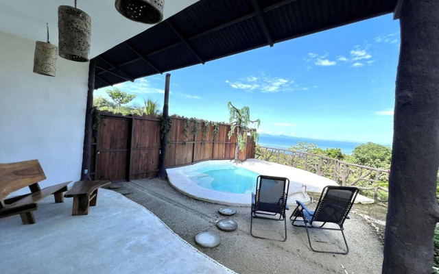 Akua Ocean View Suites